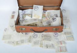 LARGE COLLECTION OF CIGARETTE CARDS