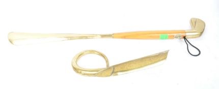 VINTAGE 1970S GOLF SHOE HORNS