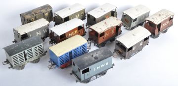 COLLECTION OF VINTAGE HORNBY O GAUGE ROLLING STOCK WAGONS