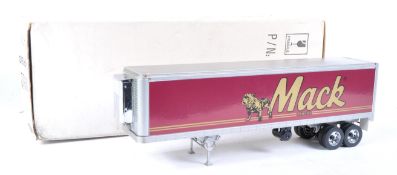 ORIGINAL FRANKLIN MINT 1/32 SCALE DIECAST MACK TRUCK TRAILER