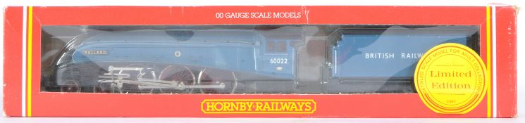 LIMITED EDITION HORNBY 00 GAUGE MODEL RAILWAY TRAINSET LOCOMOTIVE