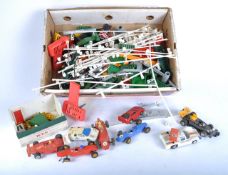 COLLECTION OF VINTAGE SCALEXTRIC RACING ACCESSORIES