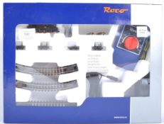 ORIGINAL ROCO HO E / NARROW GAUGE MODEL RAILWAY TRAINSET