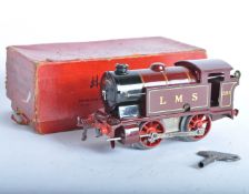 VINTAGE HORNBY O GAUGE TINPLATE CLOCKWOTK TANK LOCOMOTIVE