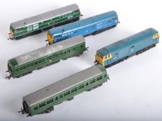 COLLECTION OF VINTAGE HORNBY 00 GAUGE DIESEL LOCOMOTIVES