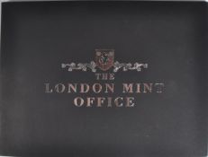 COINS / STAMPS - BATTLE OF BRITAIN 75TH ANNIVERSARY SOVEREIGN COVER