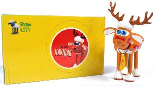 SHAUN THE SHEEP - SHAUN IN THE CITY COLLECTABLE FIGURINE