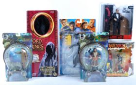 COLLECTION OF ASSORTED RETRO VINTAGE ACTION FIGURES