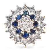 HALLMARKED 9CT GOLD DIAMOND & SAPPHIRE CLUSTER RING