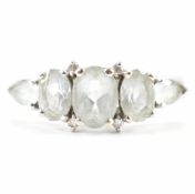 VINTAGE WHITE GOLD & AQUAMARINE RING