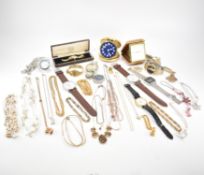 COLLECTION OF VINTAGE COSTUME JEWELLERY & WATCHES