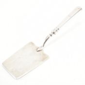 ANTIQUE RUSSIAN SILVER CAKE SERVER