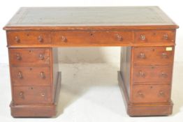 VICTORIAN 19TH CENTURY TWIN PEDESTAL MAHOGANY DESK