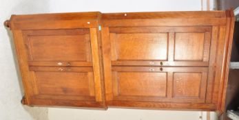 18TH CENTURY GEORGE III OAK DOUBLE CORNER CUPBOARD