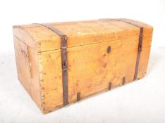 19TH CENTURY VICTORIAN PINE DOME TOP TRUNK CHEST