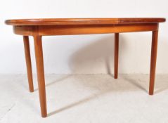 RETRO VINTAGE MID 20TH CENTURY TEAK EXTENDABLE DINING TABLE