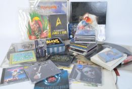 COLLECTION OF COMPACT DISCS & LONG PLAY VINYL