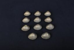 TEN VINTAGE BRONZE SCALLOPED TABLE NAME HOLDERS