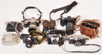 COLLECTION OF VINTAGE 20TH CENTURY CAMERAS