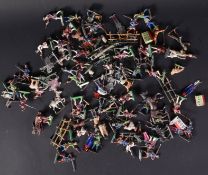 LARGE COLLECTION OF ASSORTED LEAD TOY SOLDIERS