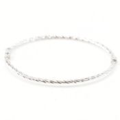 HALLMARKED 9CT WHITE GOLD HINGED BANGLE