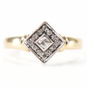 HALLMARKED 9CT GOLD & DIAMOND CLUSTER RING