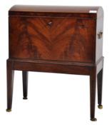 EARLY 19TH CENTURY REGENCY PERIOD MAHOGANY CELLARETTE