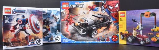 LEGO SETS - A COLLECTION OF ASSORTED SETS