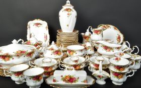ROYAL ALBERT - OLD COUNTRY ROSES - VINTAGE TEA SERVICE