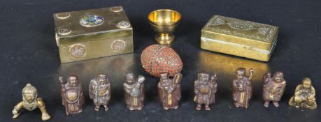 COLLECTION OF ASIAN MIDDLE EASTERN BRASS ITEMS