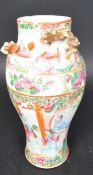 19TH CENTURY CANTONESE CHINESE CERAMIC VASE