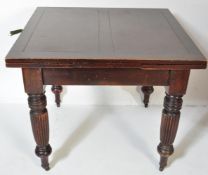 1930'S MAHOGANY DRAW LEAF EXTENDING DINING TABLE