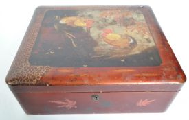 EARLY 20TH CENTURY CHINESE LAQUERED BOX