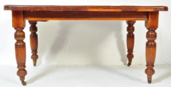 VICTORIAN 19TH CENTURY VICTORIAN FARMHOUSE DINING TABLE