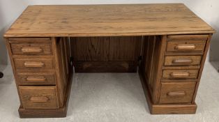 VINTAGE 20TH CENTURY GOLDEN OAK PEDESTAL DESK