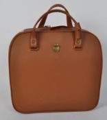 RETRO VINTAGE ROYAL 'ROYALITE 100' PORTABLE TYPEWRITER