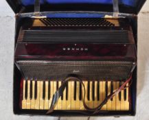 VINTAGE 1940S HOHNER ACCORDIAN IN CASE