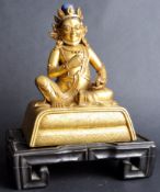 FINE CHINESE BRONZE GILDED FIGURINE OF BUDDHA
