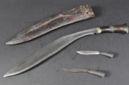 VINTAGE NEPALESE KUKRI KNIFE