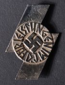 WWII SECOND WORLD WAR GERMAN HITLER YOUTH BADGE