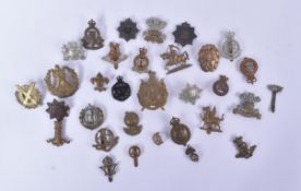 COLLECTION OF ASSORTED BRITISH MILITARY CAP BADGES