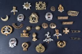 SMALL COLLECTION OF ASSORTED MILITARY CAP BADGES
