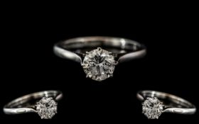 18ct White Gold - Attractive and Good Quality Single Stone Diamond Ring.