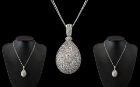 18ct White Gold - Impressive Diamond Set