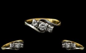 Ladies 18ct Gold Attractive Three Stone