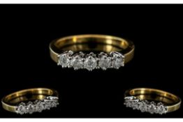 18ct Gold - Attractive 5 Stone Diamond S