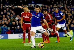 Everton FC collection of signed photographs, including Richarlison, Dominic Calvert-Lewin, Tim