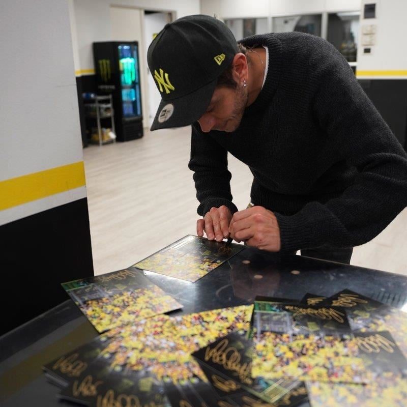 Valentino Rossi signed VR46 Valencia 2021 Limited Edition Gold Box T-Shirt, exclusive box in a - Image 2 of 5