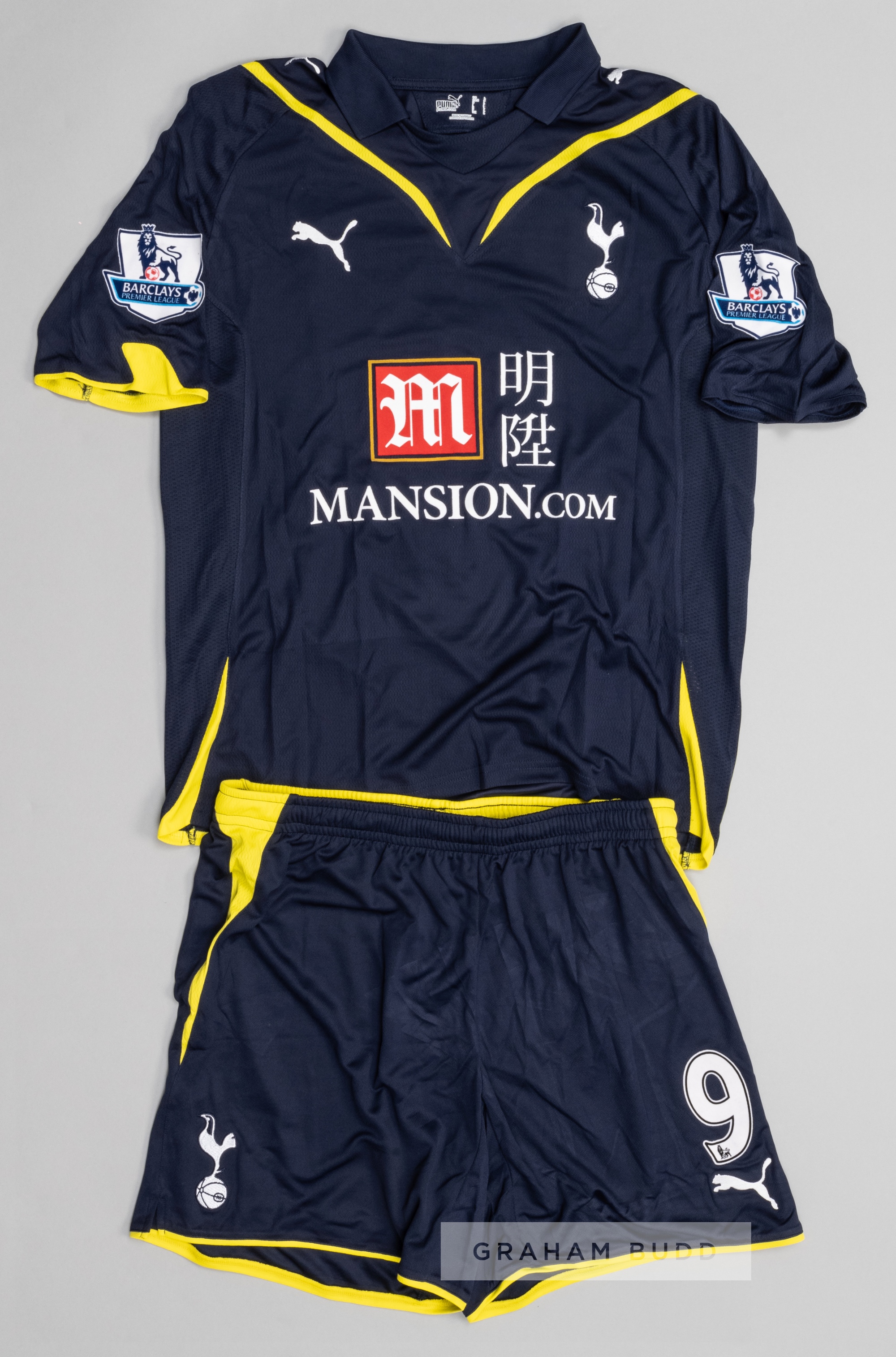 Roman Pavlyuchenko navy and yellow Tottenham Hotspur no.9 away jersey and shorts, season 2009-10,