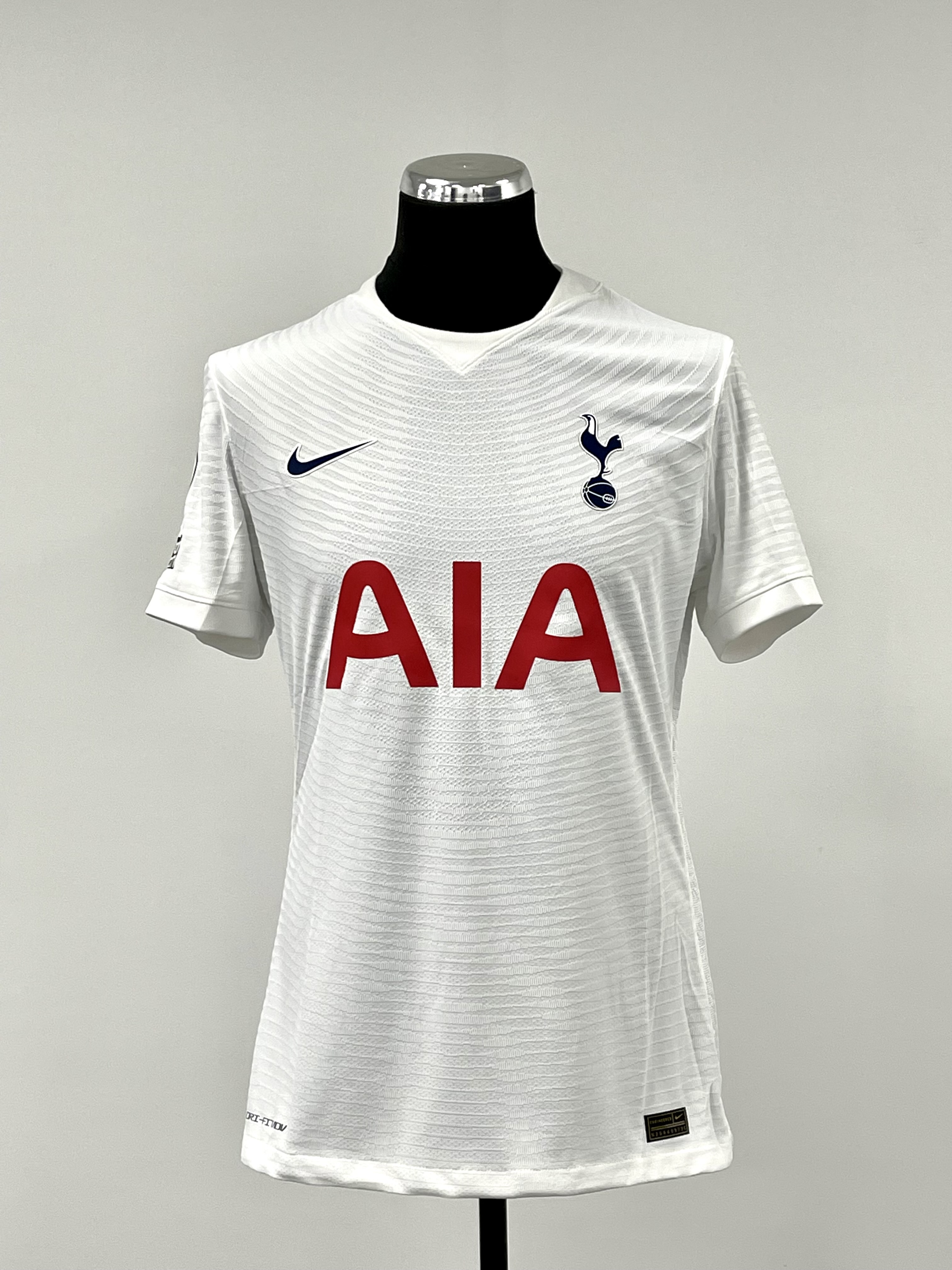 Son Heung-min signed white Tottenham Hotspur no.7 home jersey, season 2021-22, match-issue, Nike, - Image 2 of 3